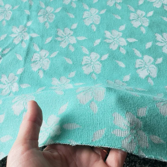 1960s 1970s Vintage 1 3/4Yards Mint Green Pearlized Cream Polyester Fabric #79 - Picture 7 of 9